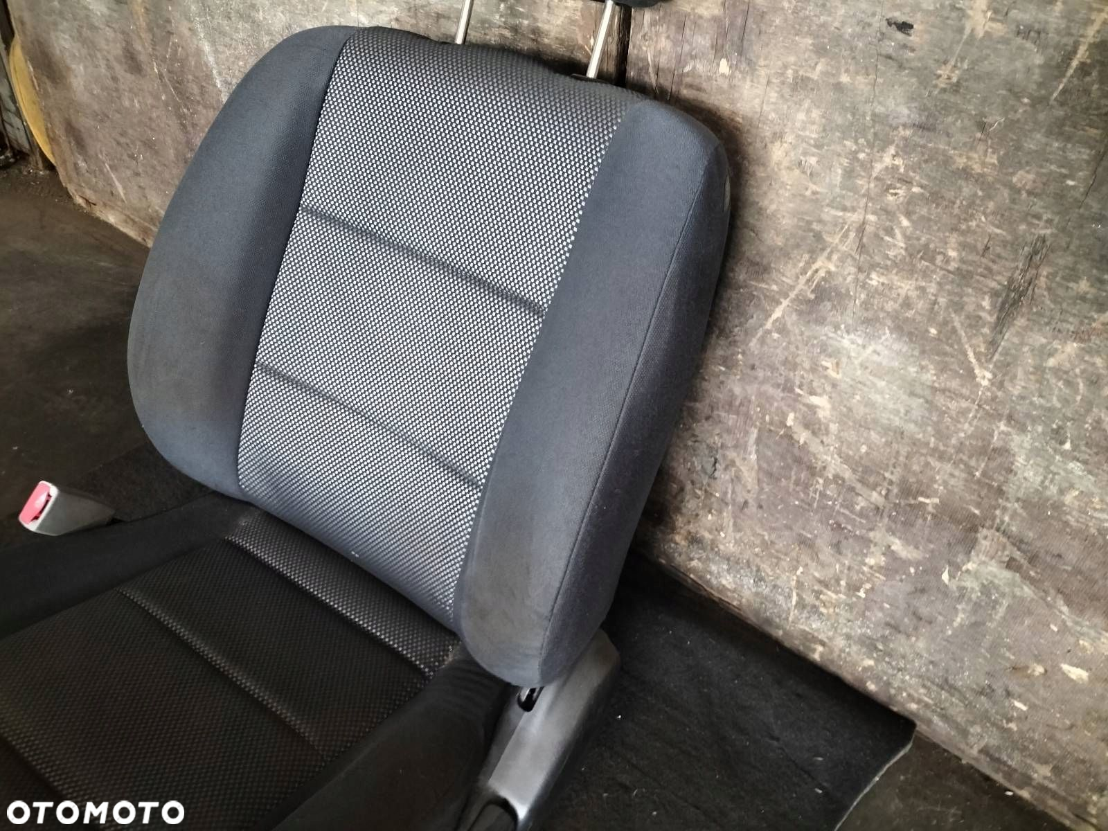 FOTEL LEWY PRZÓD MAZDA DEMIO I LIFT - 6