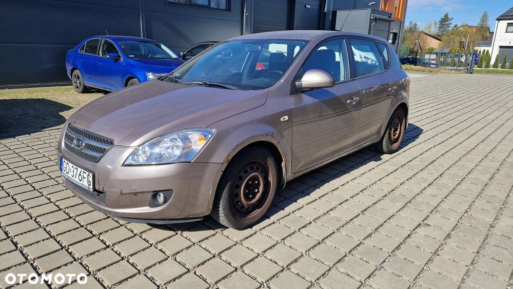Kia Ceed 1.6 Crdi Comfort - 31