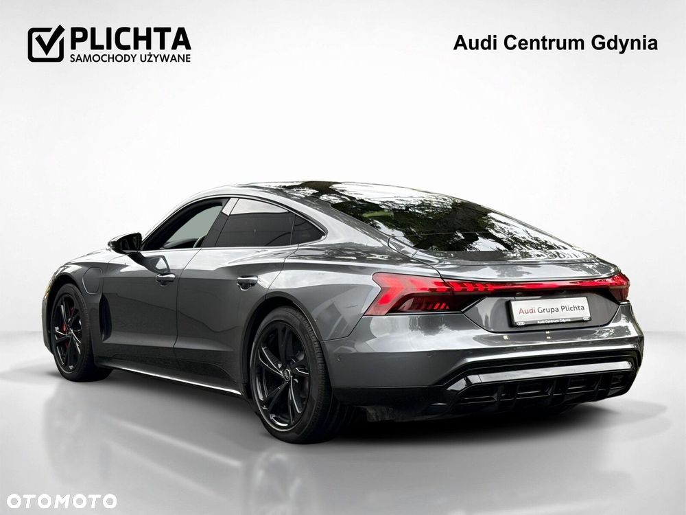 Audi e-tron GT - 4