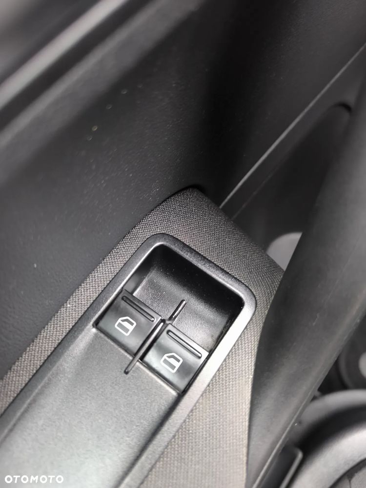 Volkswagen Polo 1.2 Team - 32