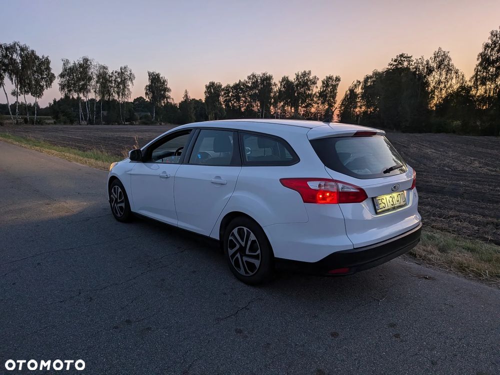 Ford Focus - 25