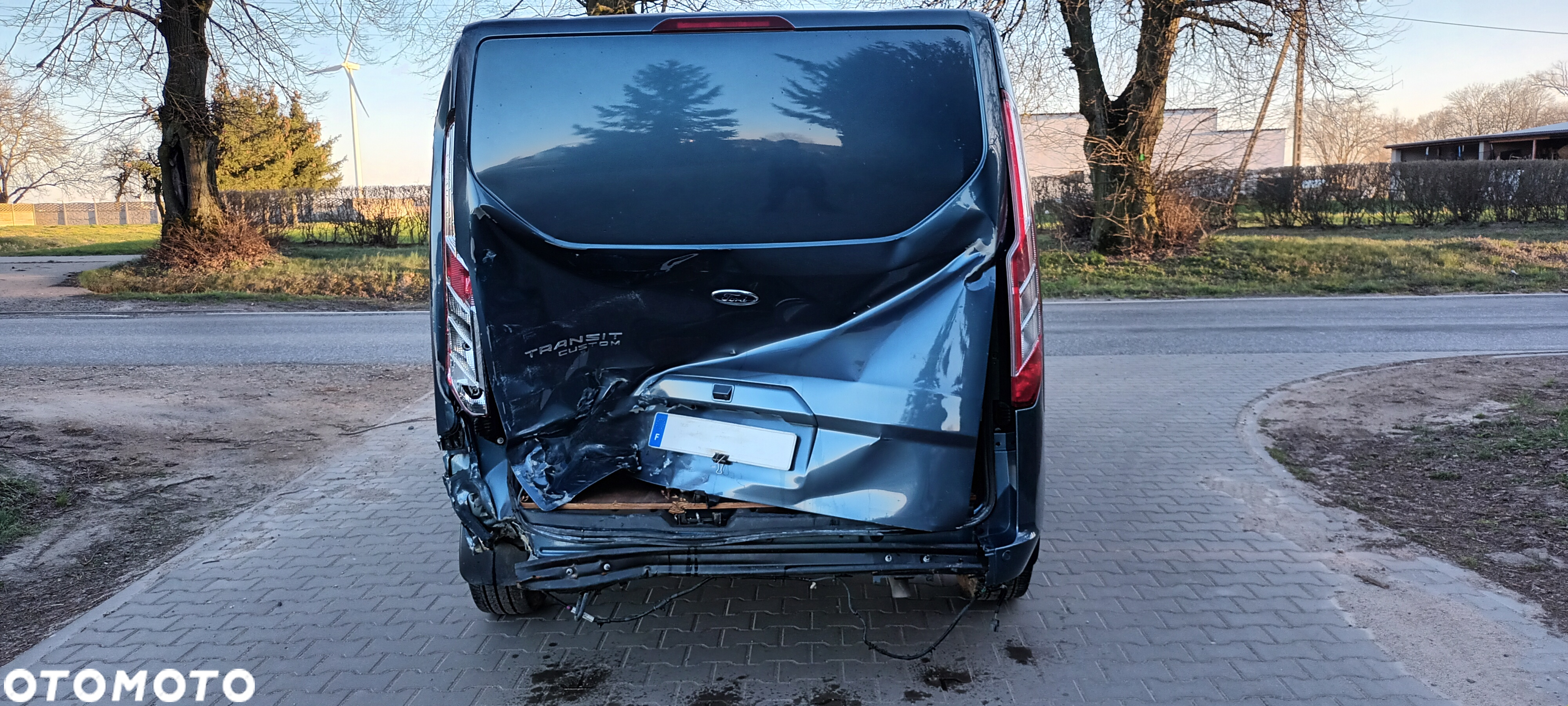 Ford TRANSIT CUSTOM - 14