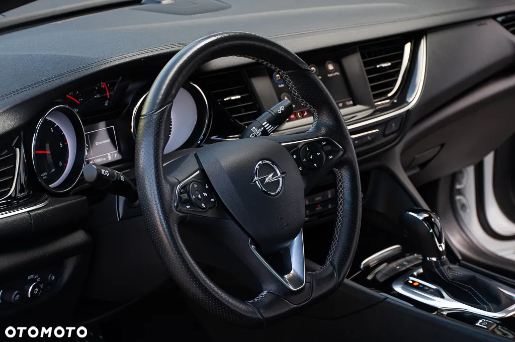 Opel Insignia Grand Sport 2.0 Diesel Automatik GS Line Plus - 24