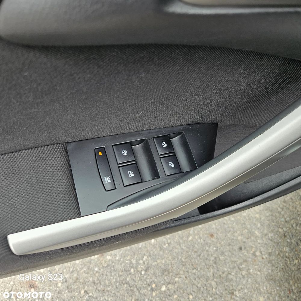 Opel Astra 1.6 Color Edition - 18