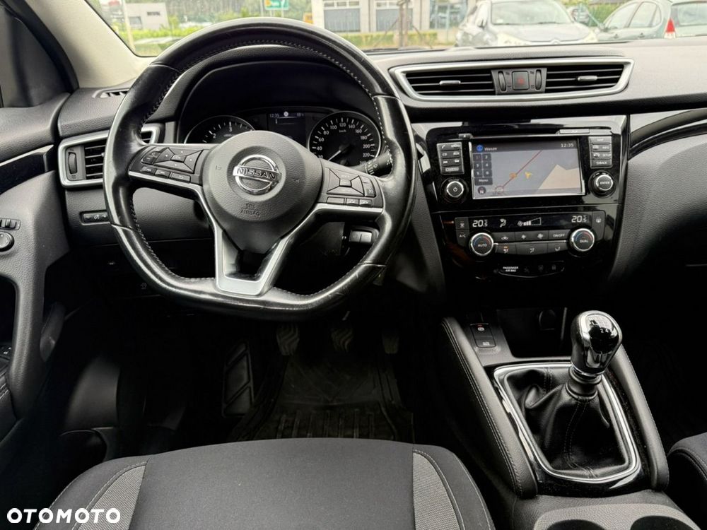 Nissan Qashqai 1.5 dCi Visia - 16