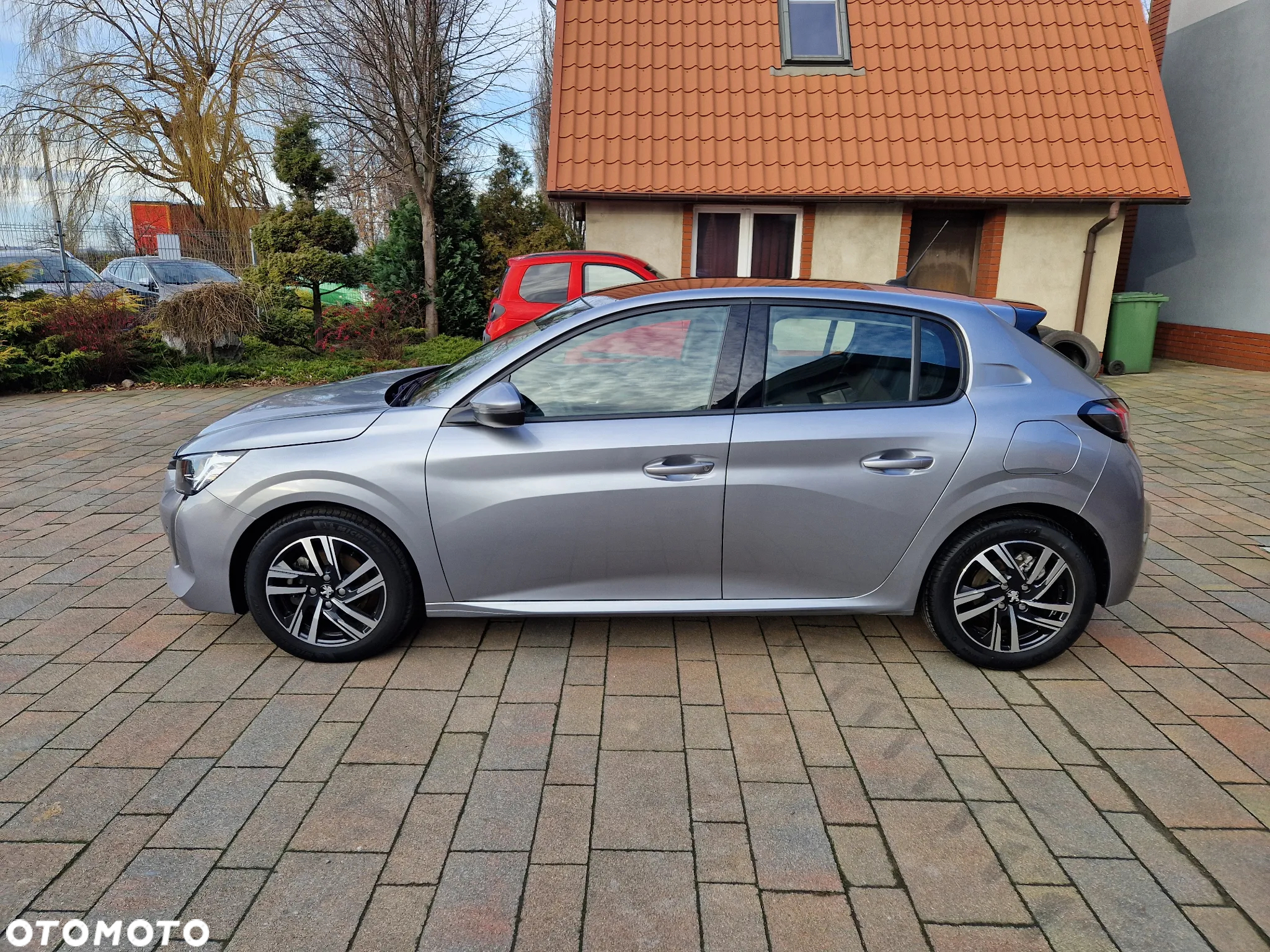 Peugeot 208 PureTech 100 Allure Pack - 3