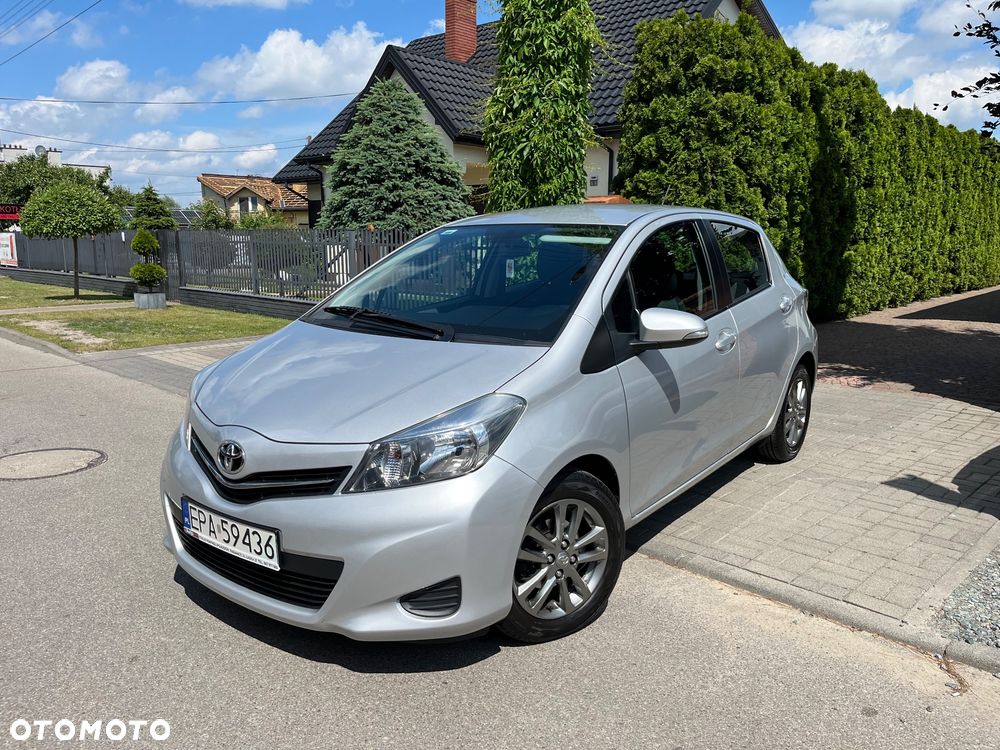 Toyota Yaris 1.33 Premium - 1