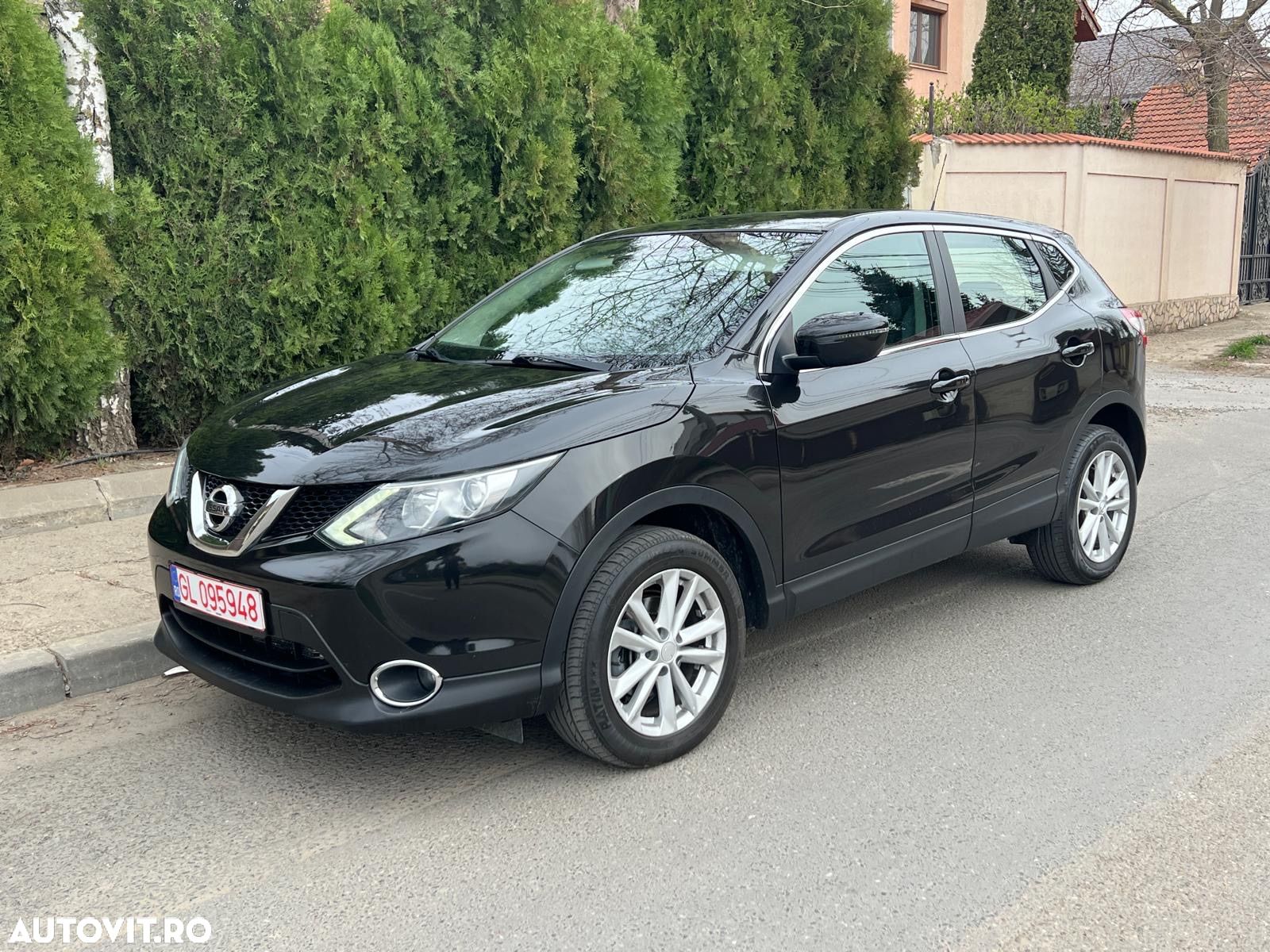 Nissan Qashqai 1.6 DCI Start/Stop X-TRONIC N-Connecta - 1