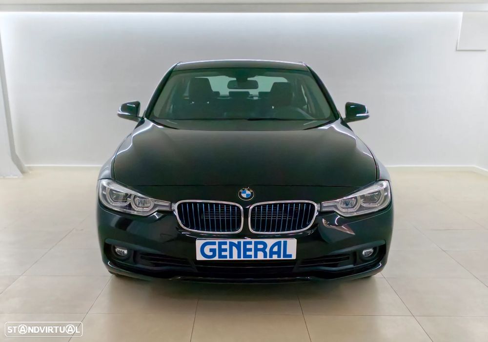 BMW 330 e iPerformance Advantage - 2
