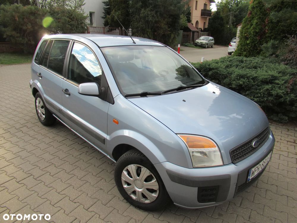 Ford Fusion 1.4 + - 21