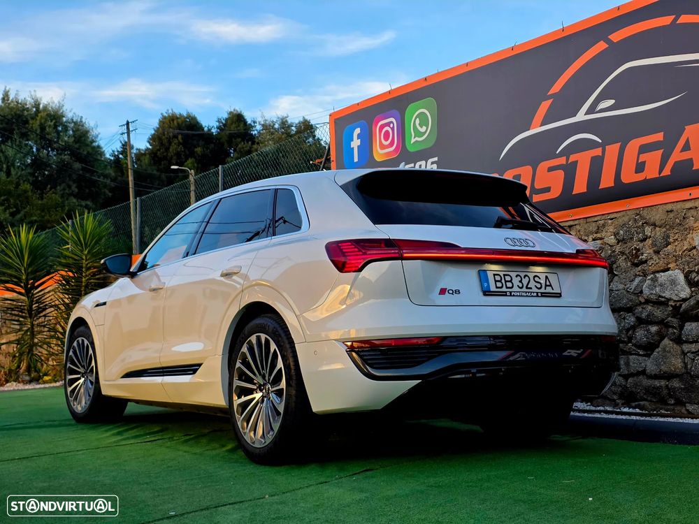 Audi Q8 e-Tron 50 quattro S line - 13