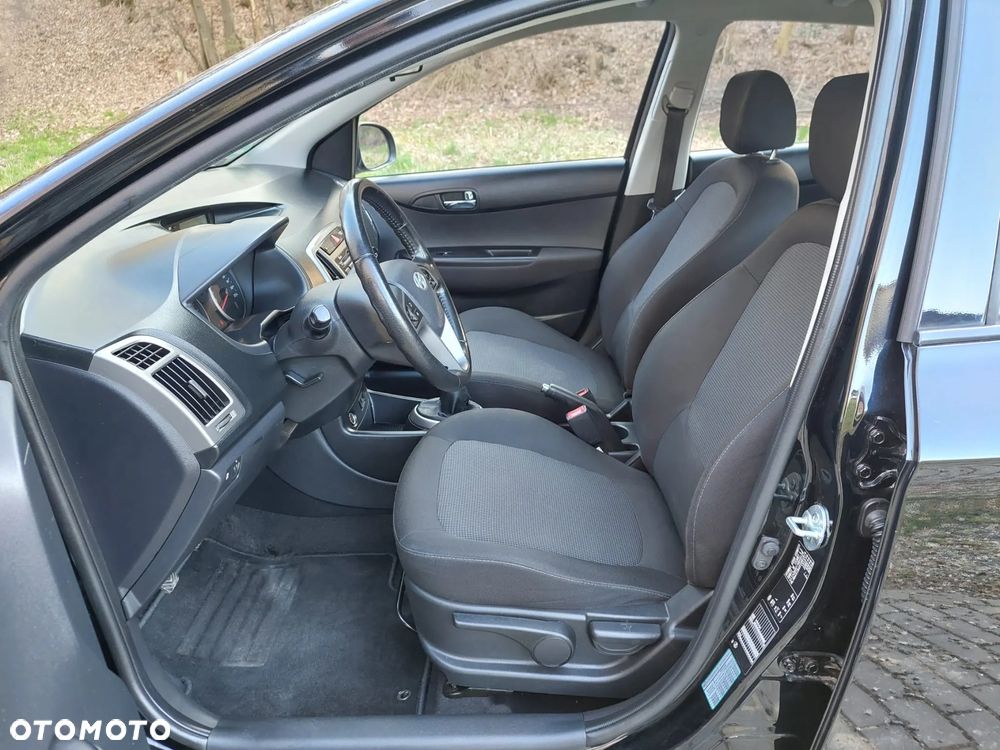 Hyundai i20 1.25 Wersja Jubileuszowa - 20