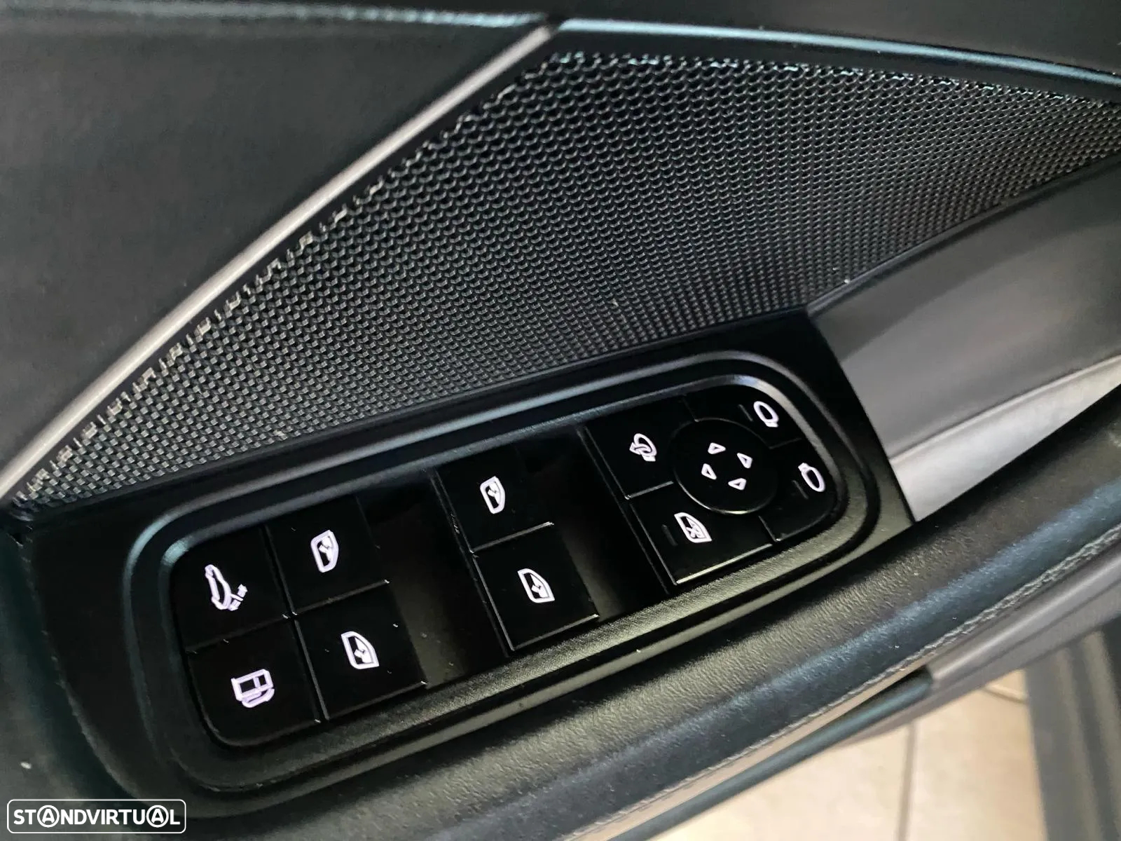 Porsche Panamera 4 E-Hybrid 10 Years Edition - 48