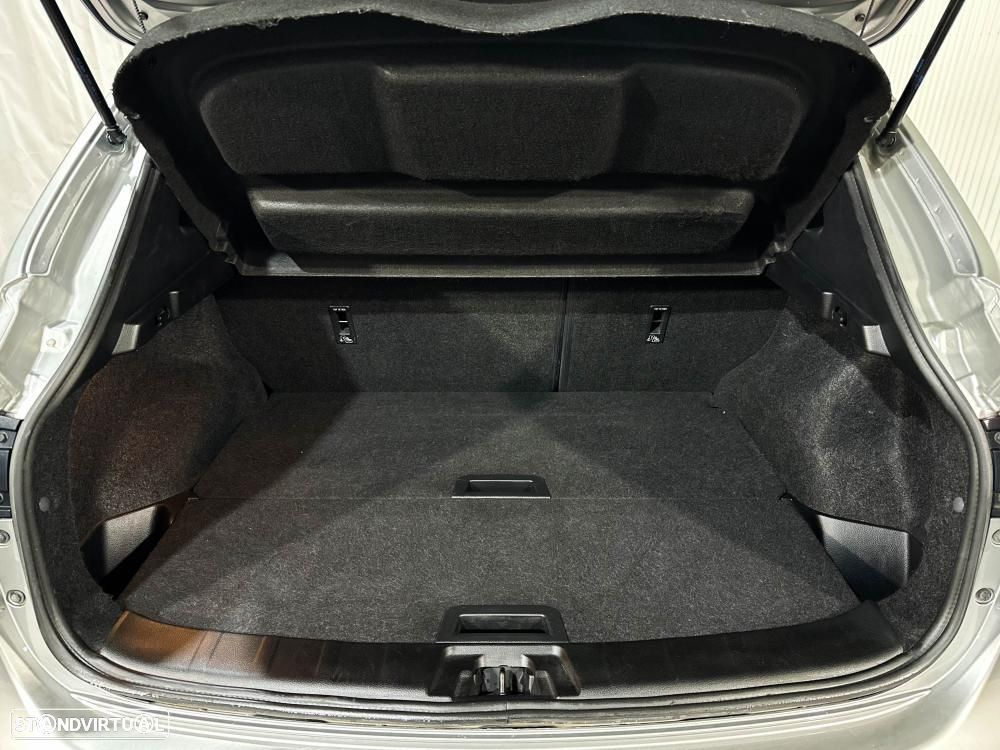 Nissan Qashqai 1.5 dCi N-Connecta Led - 18