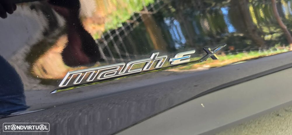 Ford Mustang Mach-E Premium - 9