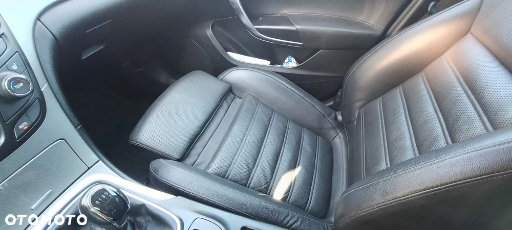 Opel Insignia 2.0 CDTI EcoFLEX Start/Stop Edition - 19