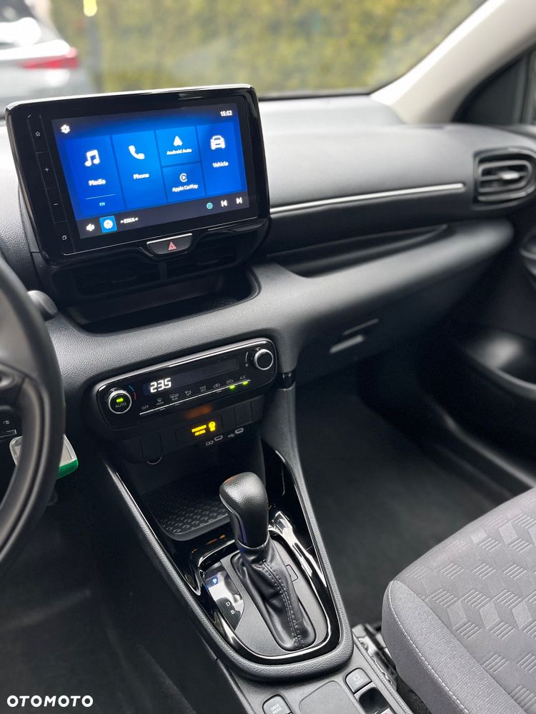 Toyota Yaris Hybrid 1.5 Comfort - 24