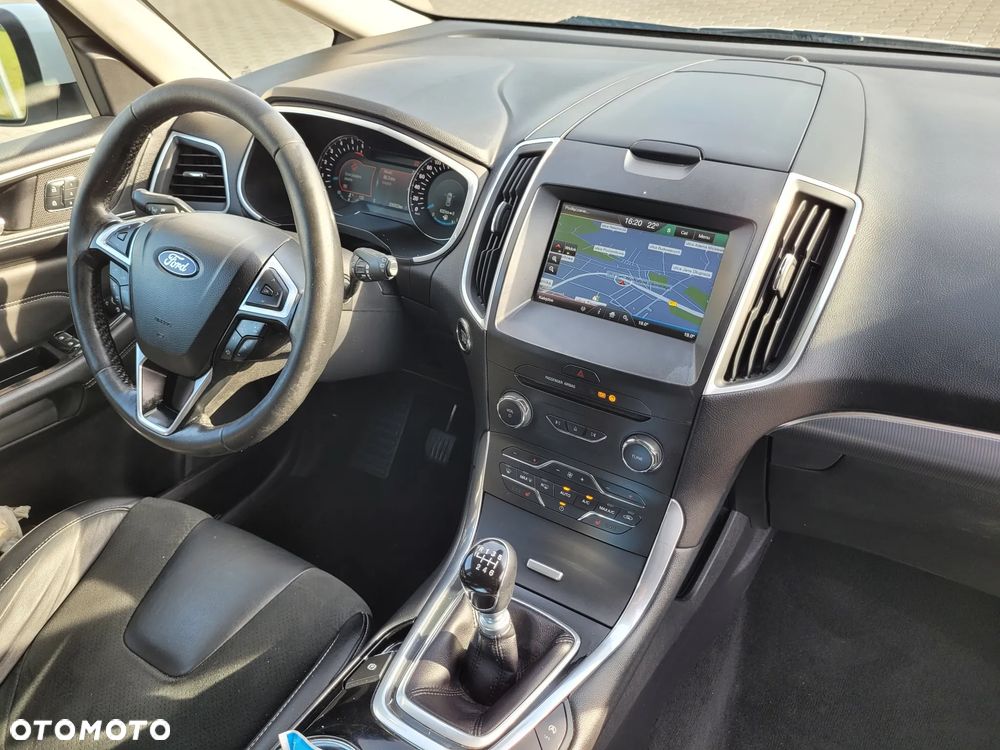 Ford S-Max 2.0 TDCi Titanium - 16