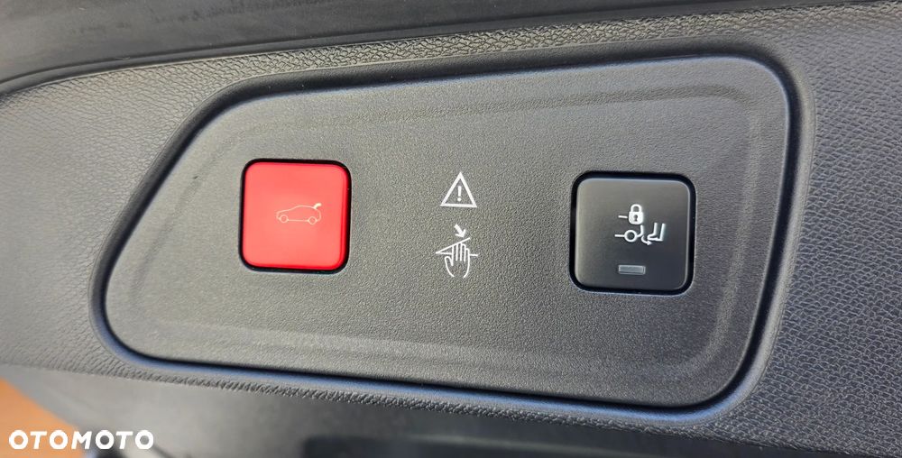 Peugeot 3008 1.5 BlueHDi GT S&S EAT8 - 30