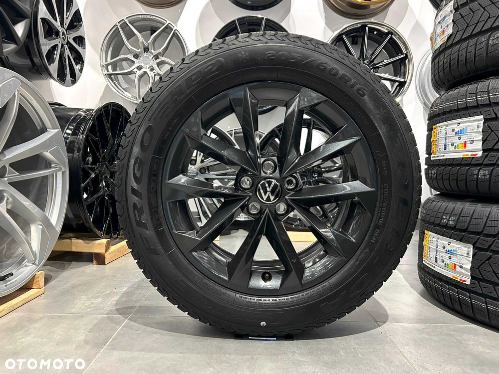 Oryginalne koła zimowe 16 5x100 ET35 VW T-Cross Taigo 205/60R16 Dębica