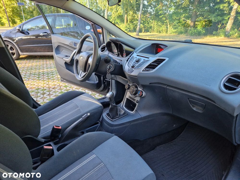 Ford Fiesta 1.25 Trend - 12
