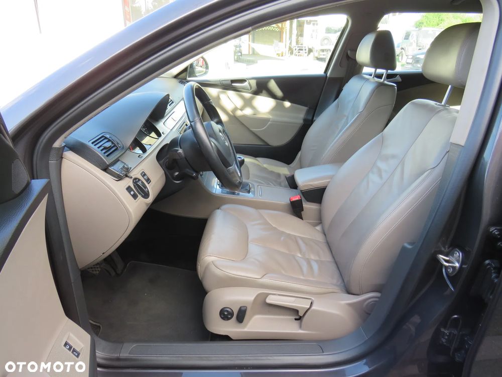 Volkswagen Passat Variant 1.6 TDI BlueMotion Technology Comfortline - 30