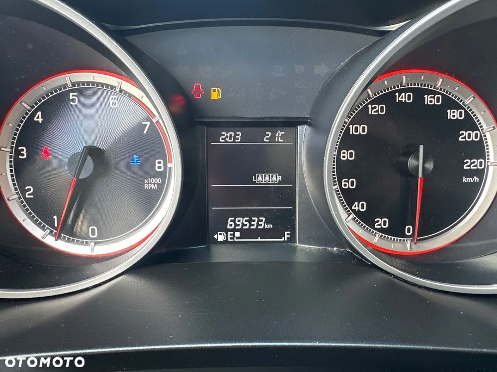 Suzuki Swift 1.2 Premium - 24