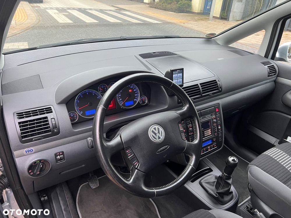 Volkswagen Sharan 2.0 Comfortline Family - 16