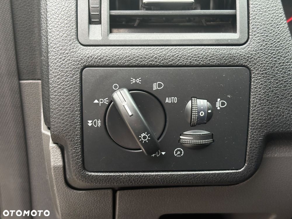 Ford Kuga 2.0 TDCi 4WD Trend - 15
