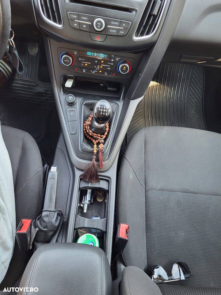 Ford Focus 1.5 EcoBlue Connected - 6