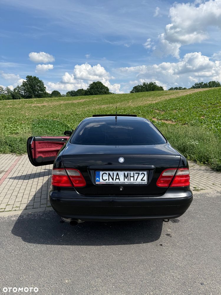 Mercedes-Benz CLK - 3