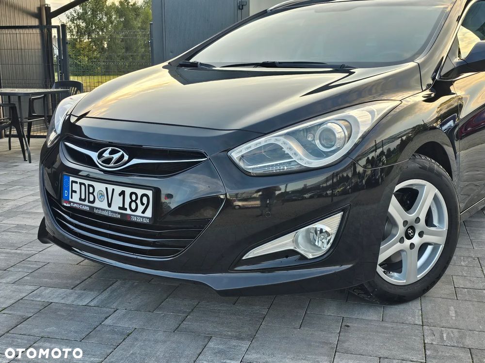 Hyundai i40 1.6 GDI Comfort + - 17