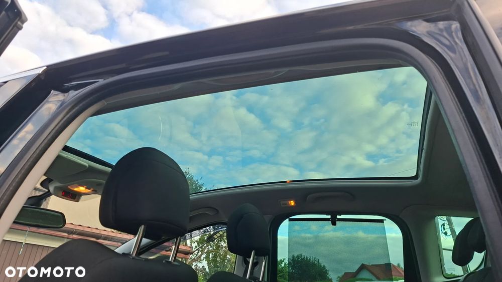 Peugeot 3008 HDi FAP 150 Platinum - 28