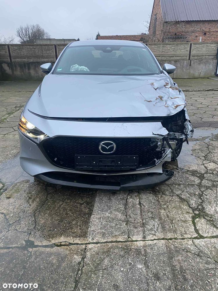 Mazda 3 SKYACTIV-G 2.0 M-Hybrid 150 - 2