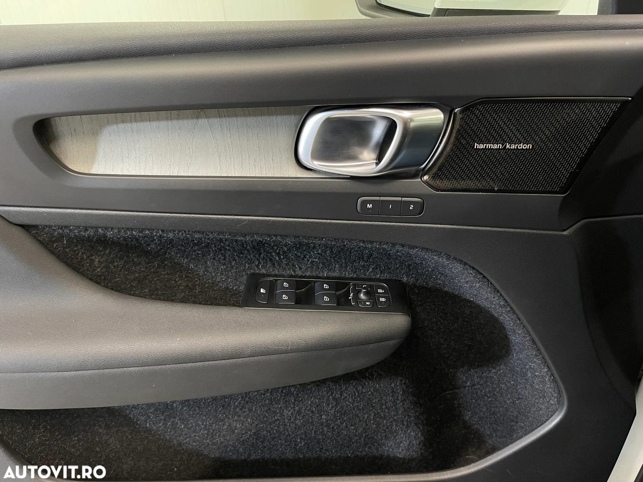 Volvo XC 40 Recharge T5 Twin Engine AT7 Inscription - 29