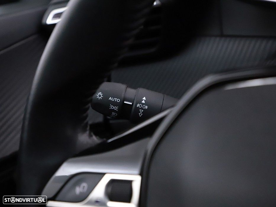 Peugeot e-2008 50 kWh Allure - 9