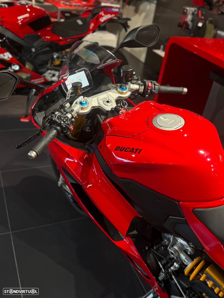 Ducati Panigale V2 S - 8
