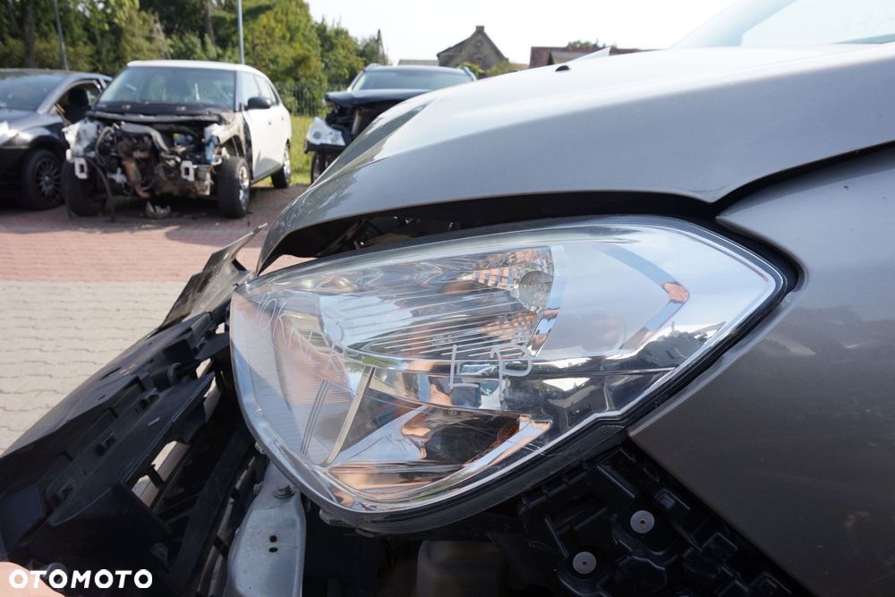 LAMPA PRZEDNIA LEWA DOKKER LIFT 260603007R DACIA 2017-2021 - 2