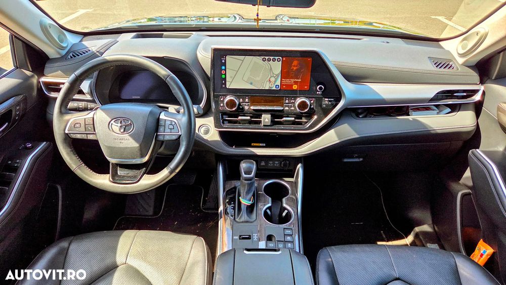 Toyota Highlander 2.5 L Dynamic Force 248CP Luxury Pearly - 9