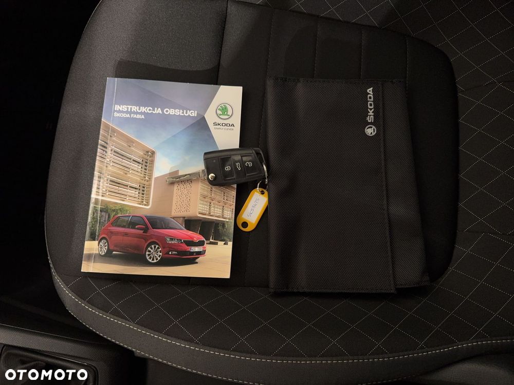 Skoda Fabia - 25