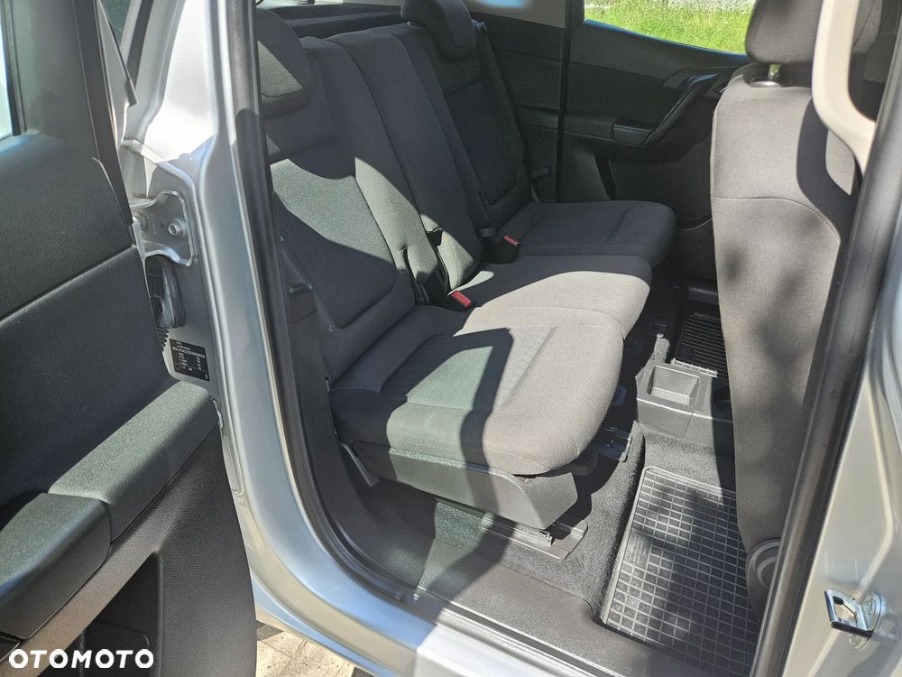 Opel Meriva - 12