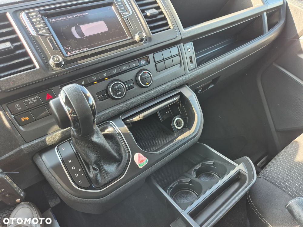 Volkswagen Multivan 2.0 TDI L1 Comfortline DSG - 39