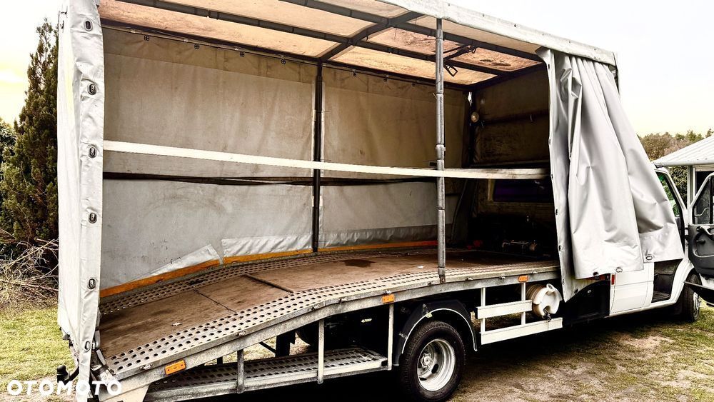 Mercedes-Benz Sprinter - 16