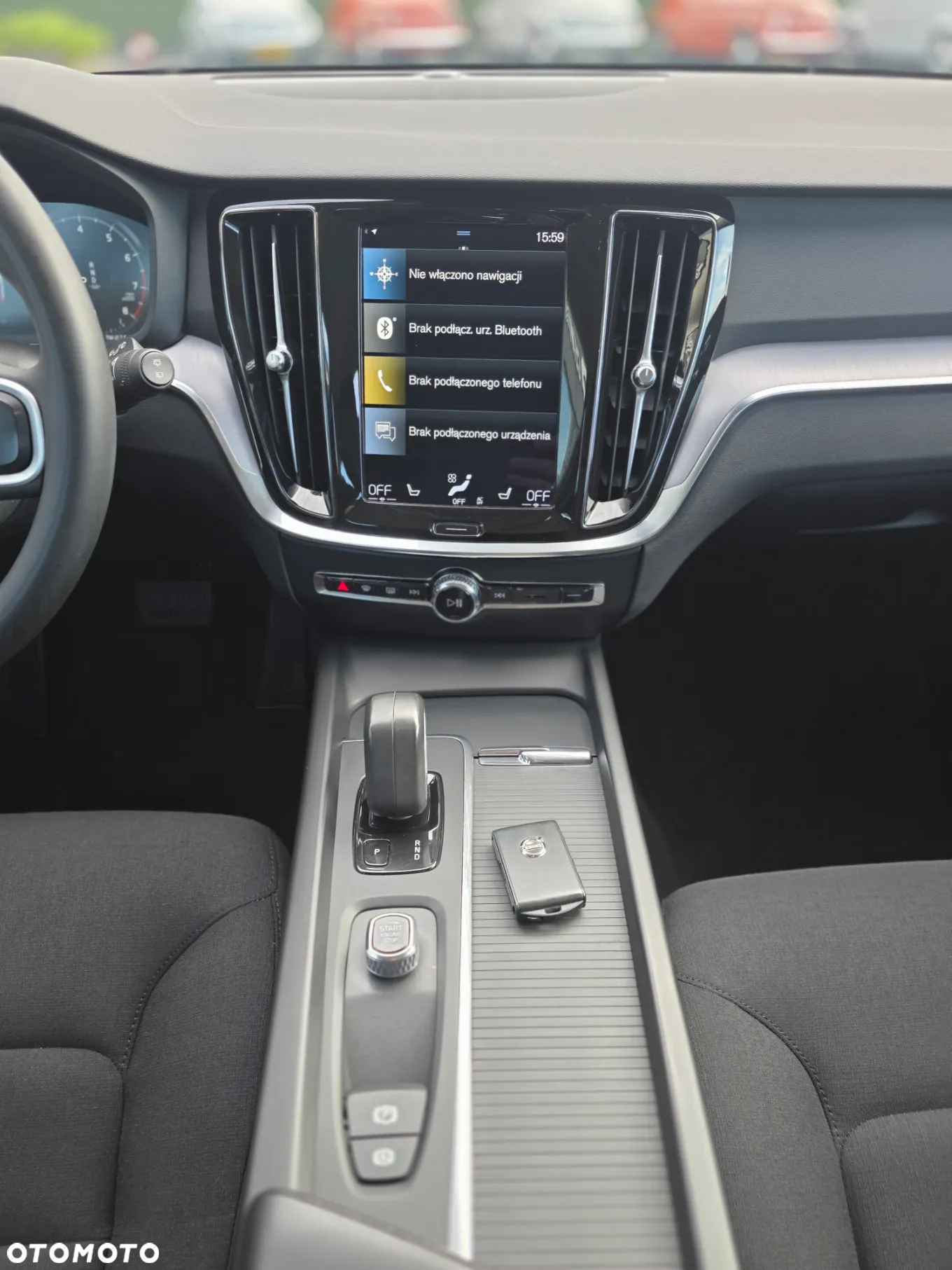 Volvo V60 B3 B Momentum Core - 33