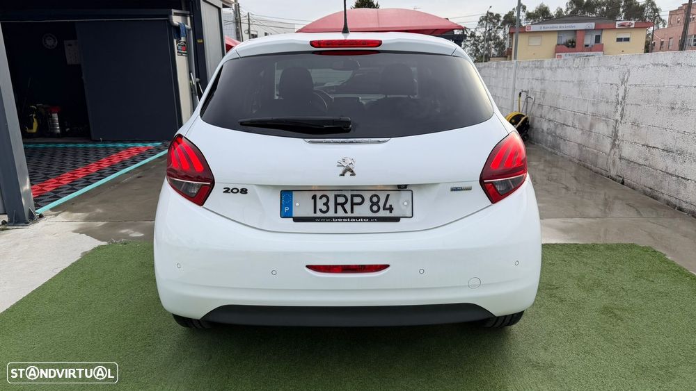 Peugeot 208 1.2 PureTech Style - 6