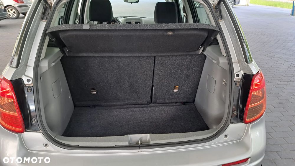 Suzuki SX4 1.6 VVT 4x4 Limited - 11