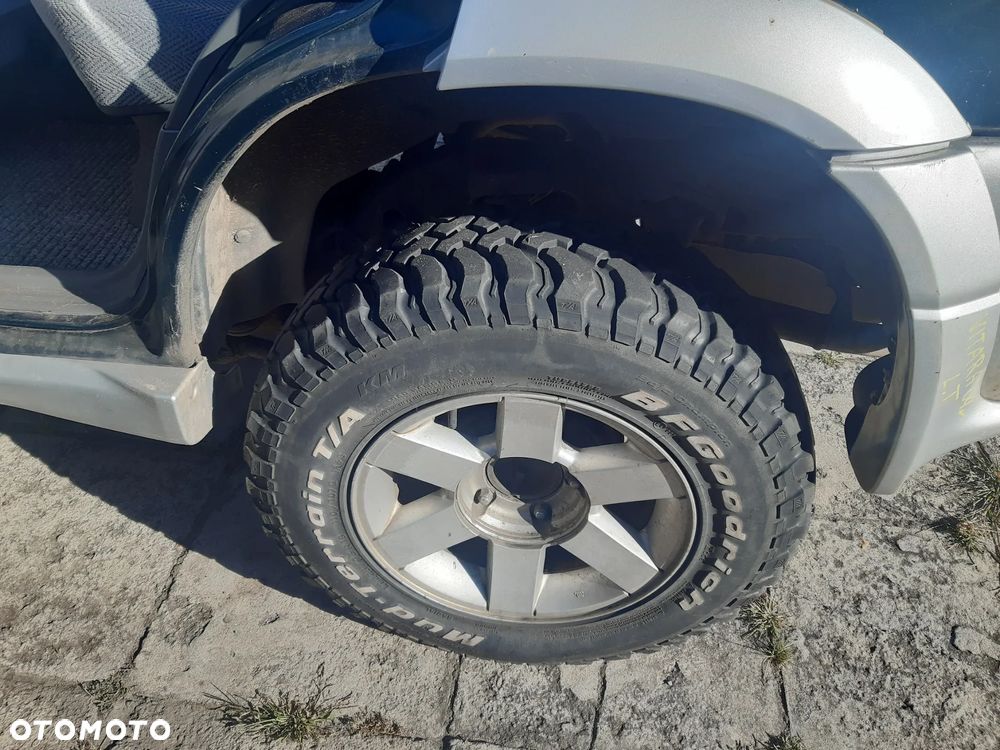 Suzuki Grand Vitara 2.5 V6 - 9