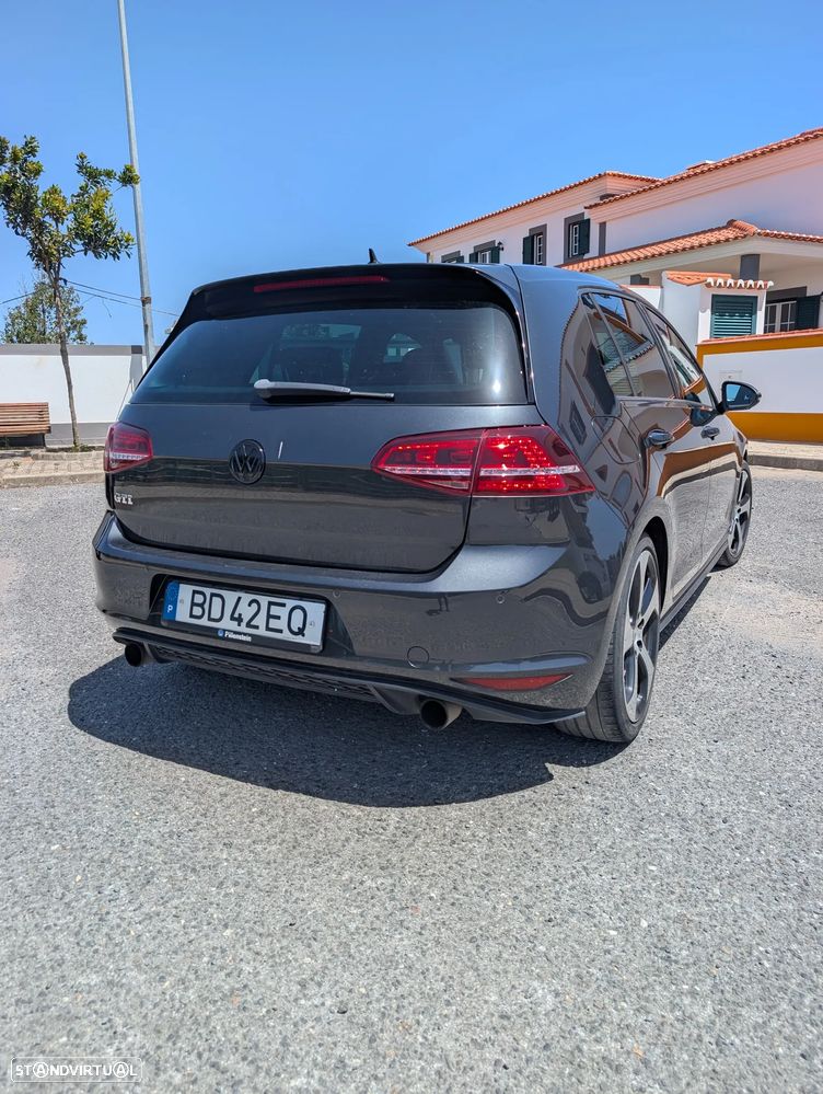 VW Golf GTI BlueMotion - 6