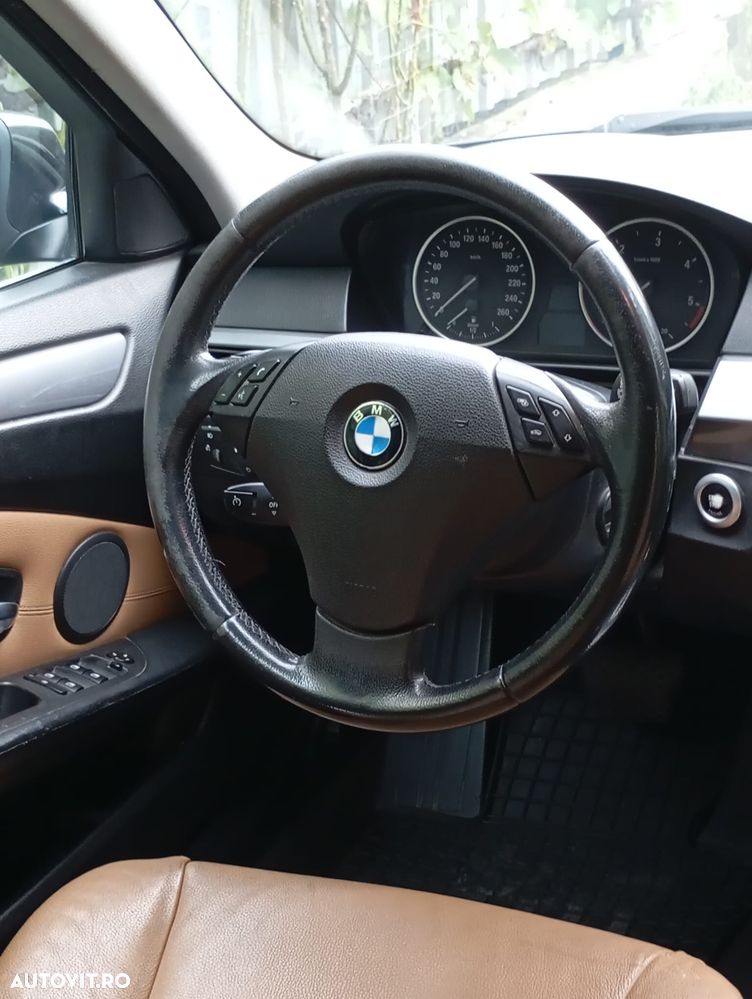 BMW Seria 5 - 28