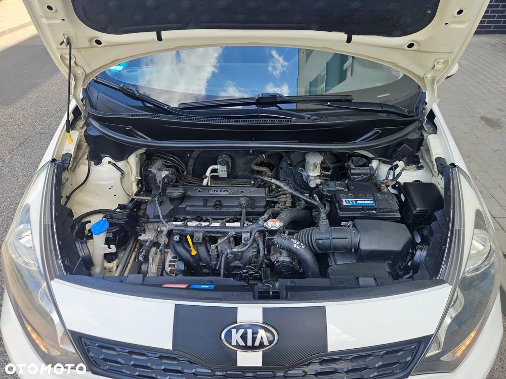 Kia Rio 1.2 Dream Team Edition - 18